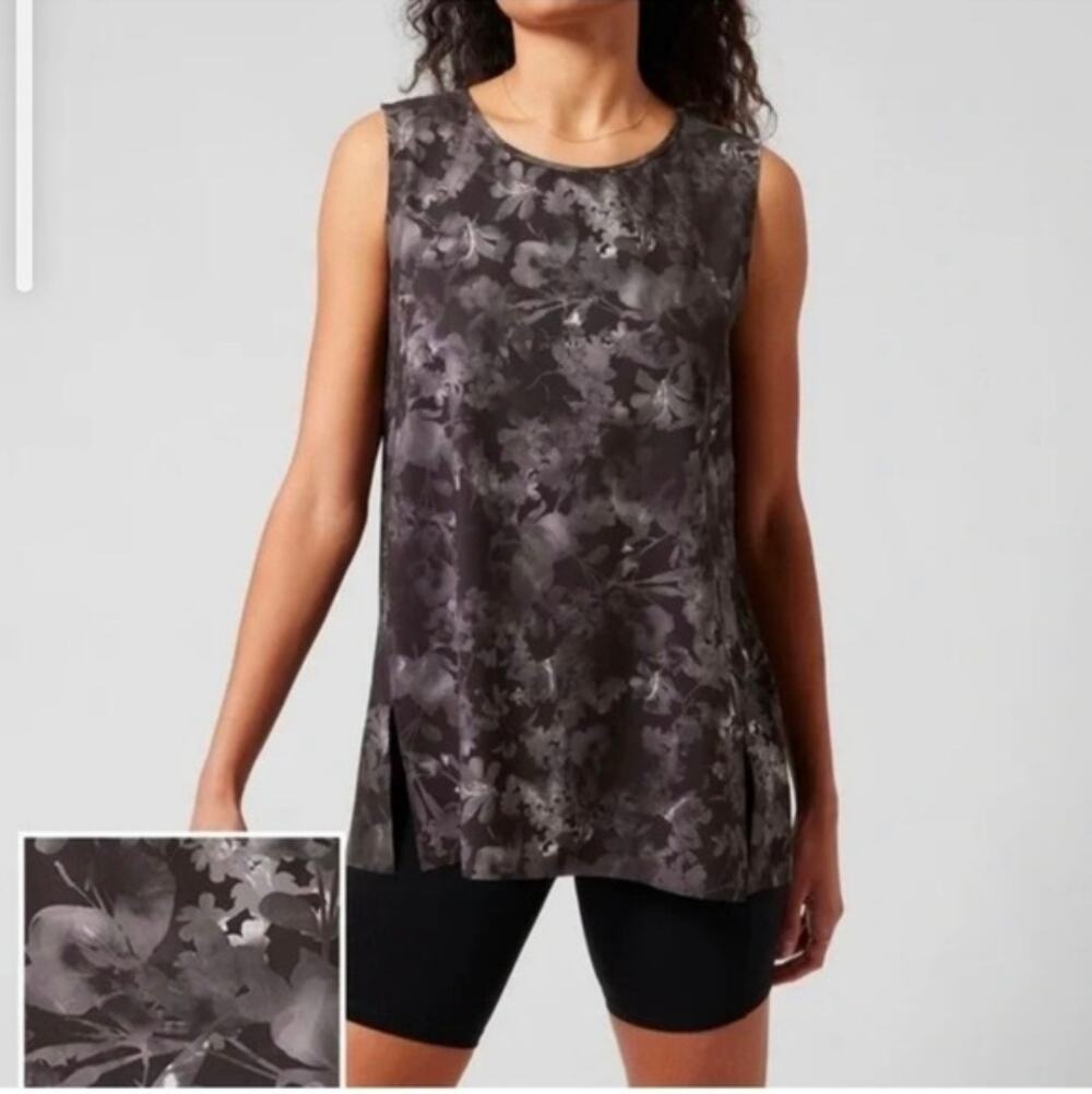 Athleta Refined Zephyr Tank Lumen Floral NEW Women's Large